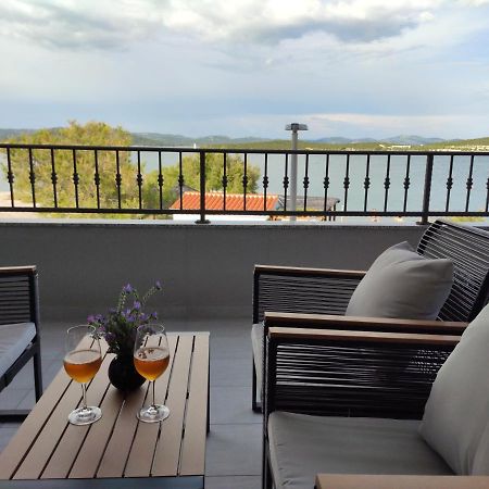 Apartmani Sara 2 Betina (Sibenik-Knin) Exterior foto