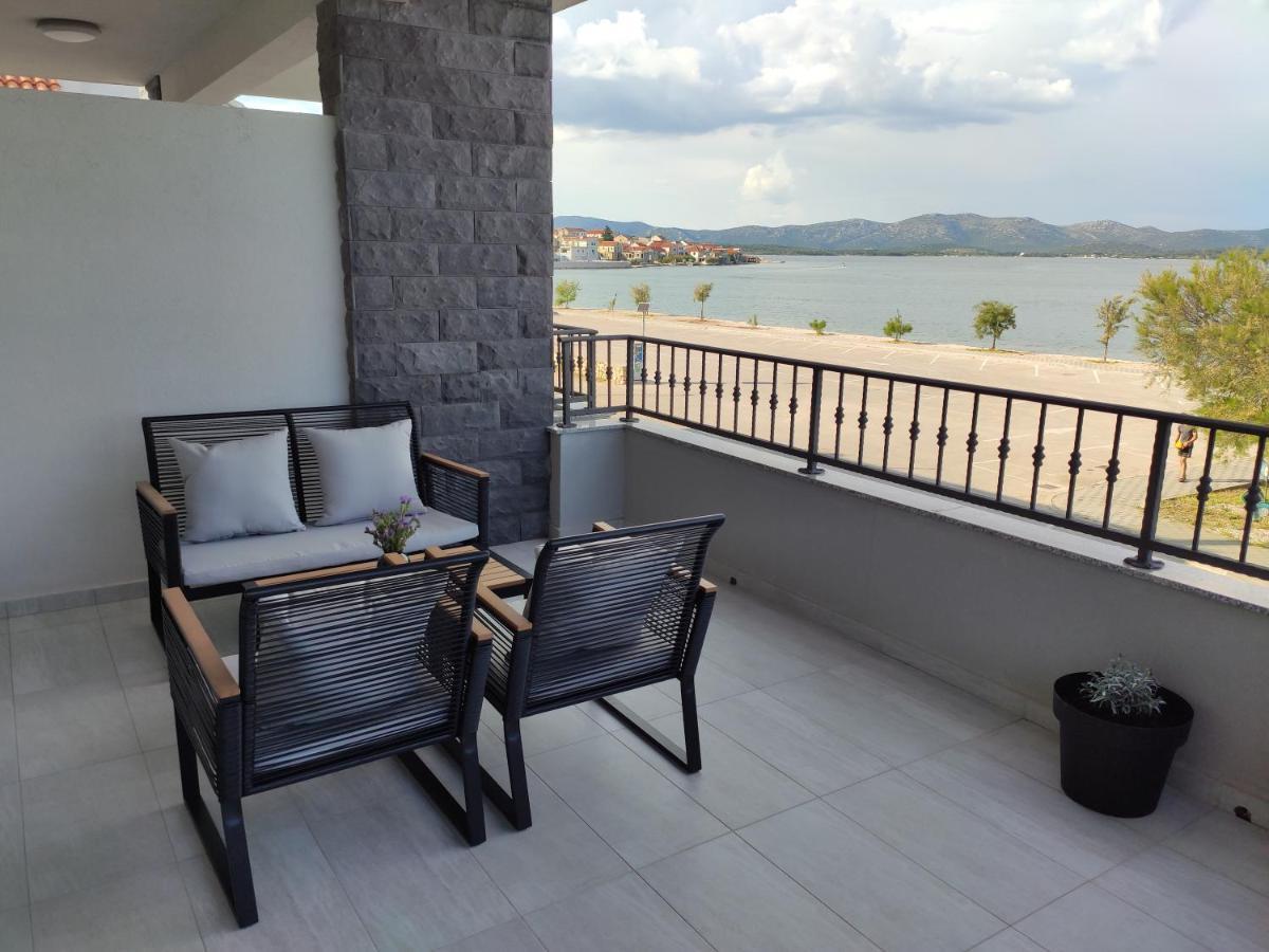 Apartmani Sara 2 Betina (Sibenik-Knin) Exterior foto